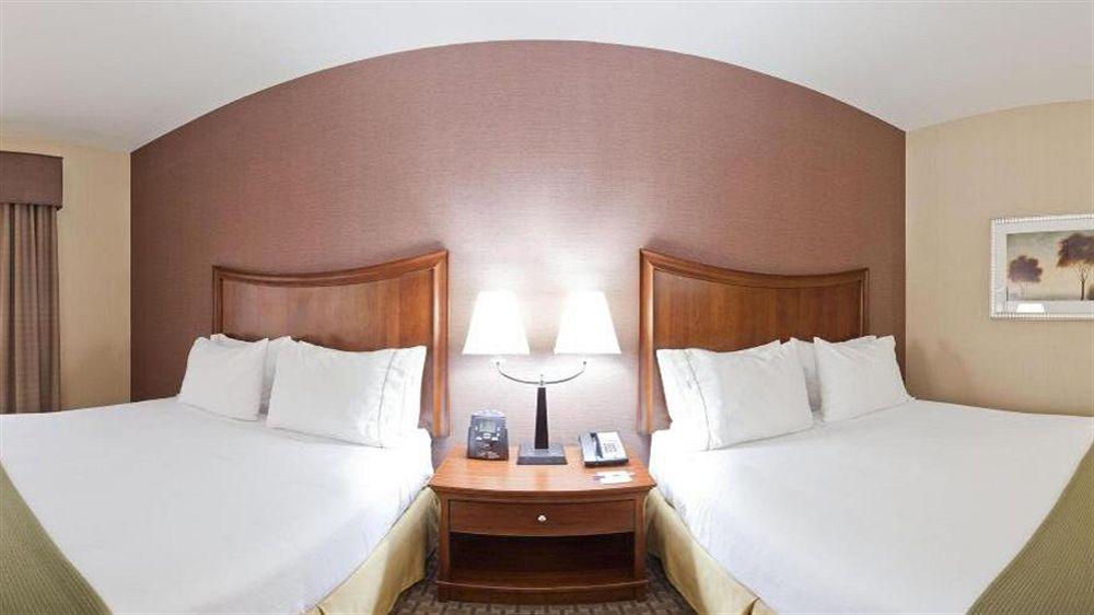 Holiday Inn Express Hotel & Suites Willows By Ihg Экстерьер фото