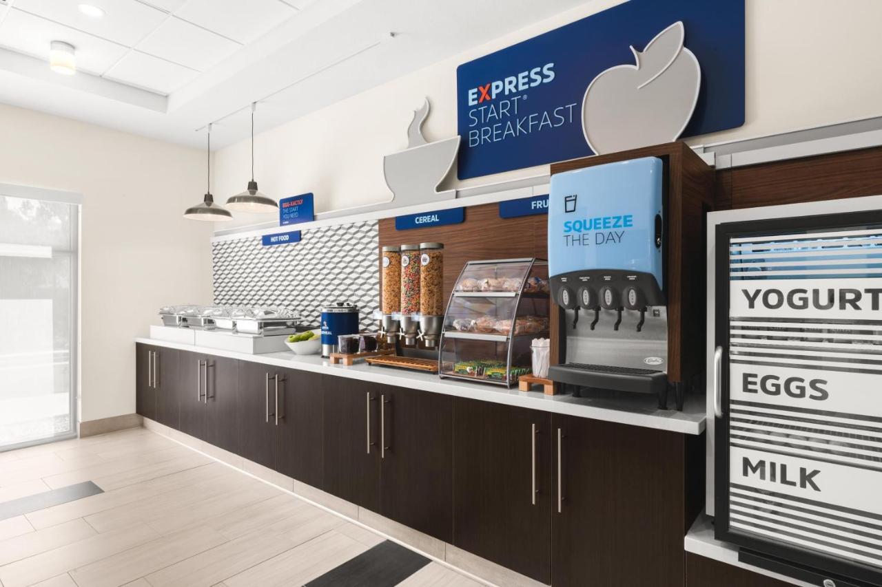 Holiday Inn Express Hotel & Suites Willows By Ihg Экстерьер фото