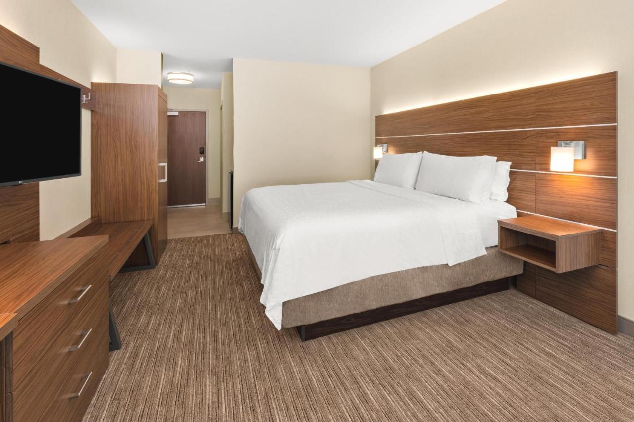 Holiday Inn Express Hotel & Suites Willows By Ihg Экстерьер фото