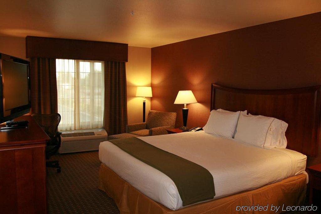 Holiday Inn Express Hotel & Suites Willows By Ihg Номер фото